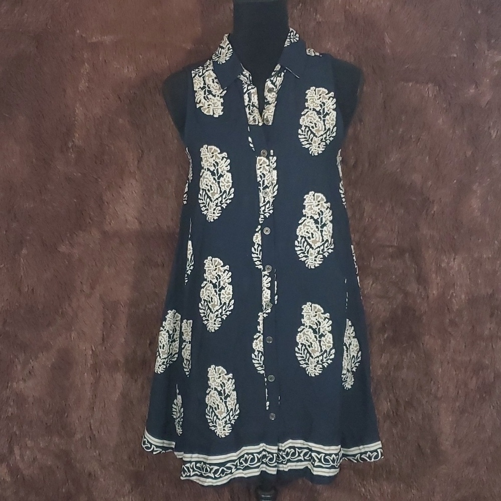 En Creme Floral Sleeveless Dress